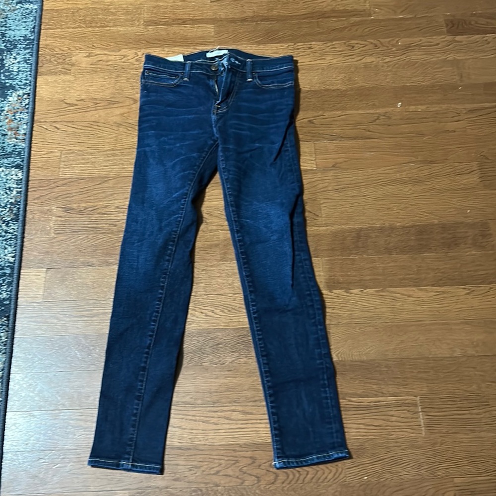 blue skinny jeans